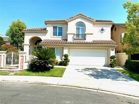 6 Villanova in Irvine, CA - Building Photo