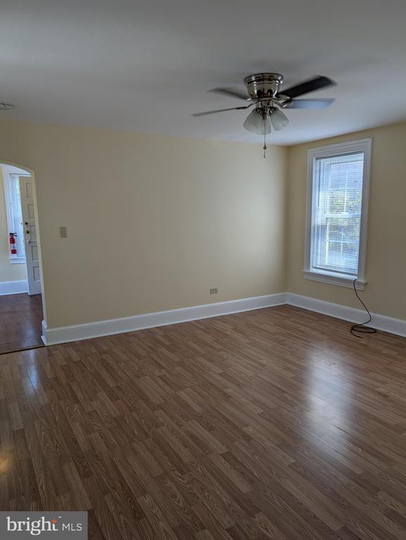 property at 547 Lincoln Ave