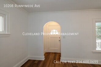 10208 Runnymede Ave in Garfield Heights, OH - Building Photo - Building Photo
