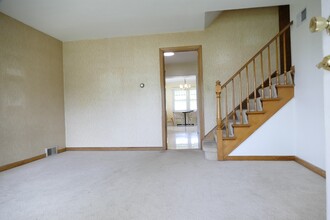 2423 Elm St in River Grove, IL - Building Photo - Building Photo