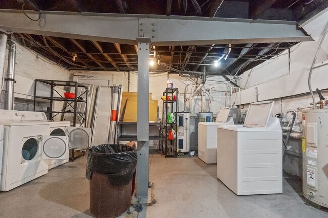 property at 1601 W Cary St