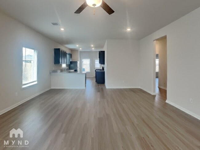 15635 Plum Brk Dr, Unit 16MII-1631 in Conroe, TX - Foto de edificio - Building Photo