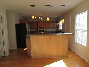 2651 Sutherland Dr in Spring Hill, TN - Building Photo - Building Photo