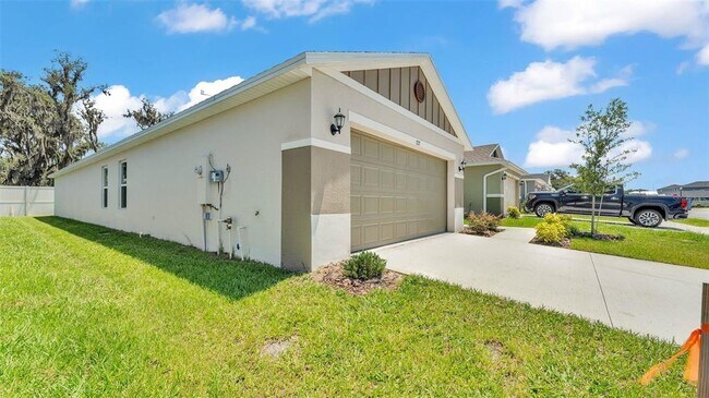 727 Chestnut Ln in Auburndale, FL - Building Photo - Building Photo