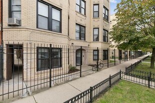 3639 W Dickens Ave in Chicago, IL - Building Photo