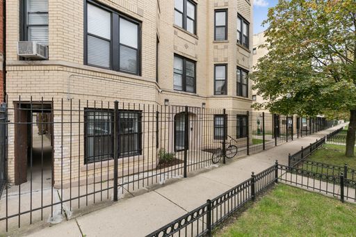 property at 3639 W Dickens Ave