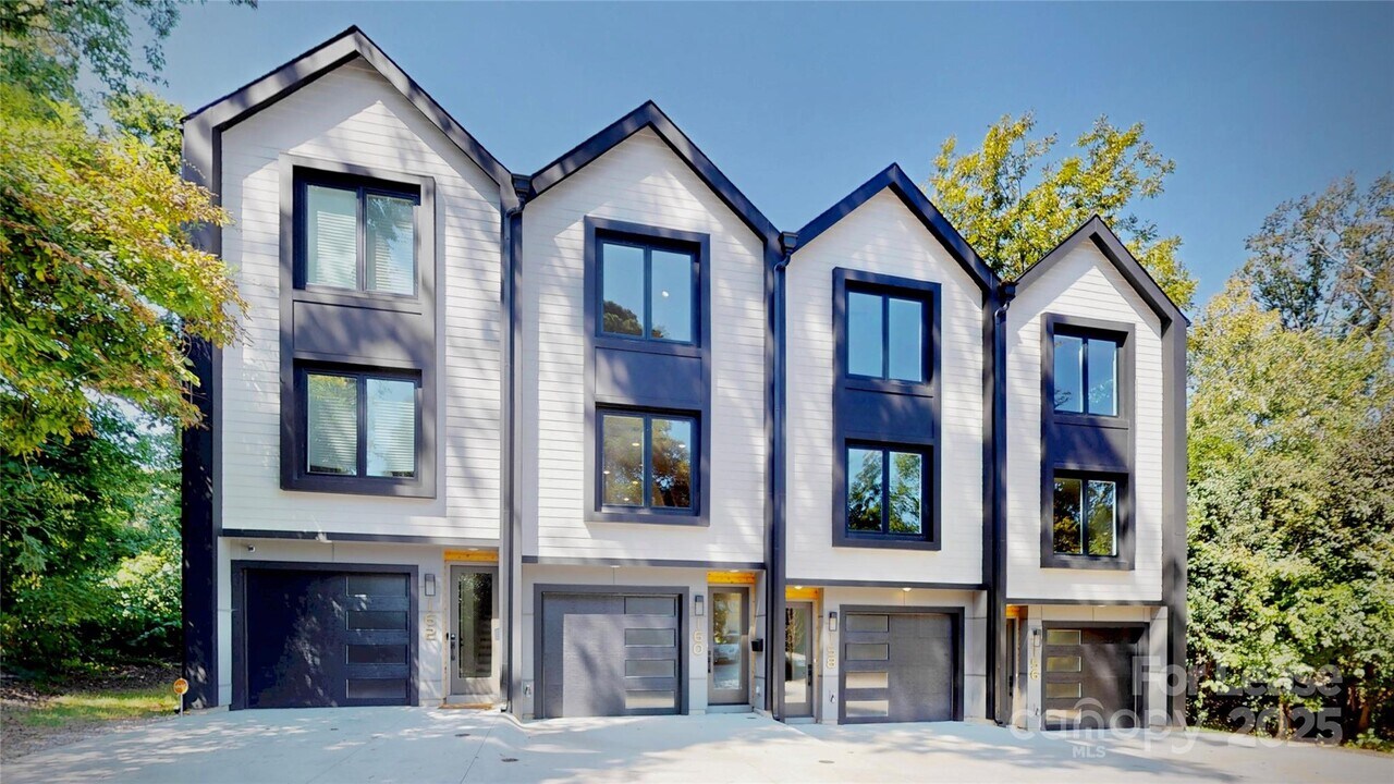 160 Mattoon St in Charlotte, NC - Building Photo