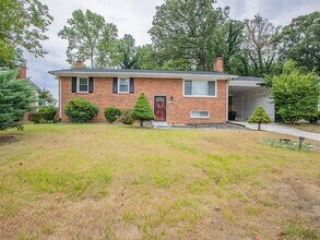 5707 Alan Dr in Clinton, MD - Building Photo - Building Photo