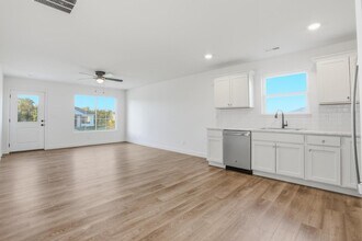 2624 Frazier Lp in Columbia, MO - Building Photo - Building Photo