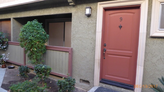 20214 Cohasset St in Los Angeles, CA - Building Photo - Building Photo