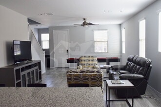 8547 E Osage Ave in Mesa, AZ - Building Photo - Building Photo