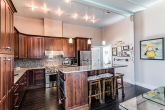 612 Hull St, Unit #302 in Richmond, VA - Building Photo - Building Photo
