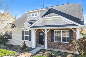 4533 David Cox Rd in Charlotte, NC - Building Photo - Building Photo