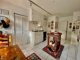 314 Conant Rd, Unit 314 in Weston, MA - Building Photo
