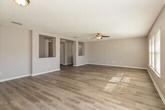 9016 Redtail Dr in Jacksonville, FL - Building Photo - Building Photo