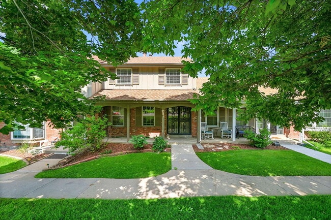 property at 2617 E Fremont Pl