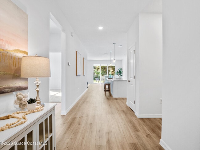 1370 Seabreeze St SW in Palm Bay, FL - Building Photo - Building Photo