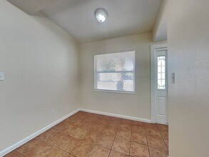 9801 N 55th St in Tampa, FL - Building Photo - Building Photo