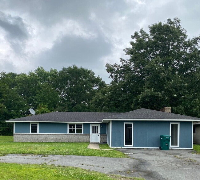 property at 2311 Oakwood Rd