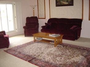 25 Mecklenberg in Irvine, CA - Foto de edificio - Building Photo