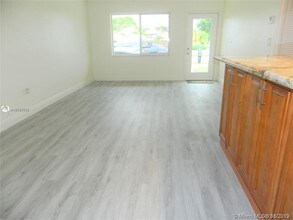 4600 SW 93rd Ct in Miami, FL - Building Photo - Building Photo