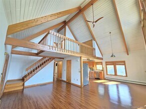 36 Ten Broeck Ln in Newburgh, NY - Building Photo - Building Photo