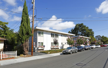 Alta Riviera Apartments in Palo Alto, CA - Building Photo - Building Photo