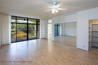 1030 Aoloa Pl in Kailua, HI - Building Photo - Building Photo