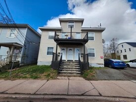 260 Robinson St in Moncton, NB - Building Photo