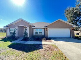 258 Malauka Run in Ocklawaha, FL - Building Photo