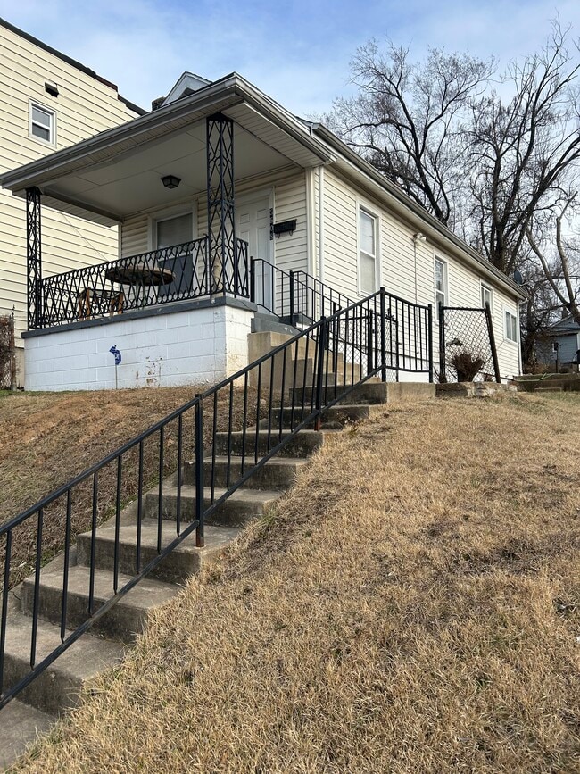 5508 Beacon Ave in St. Louis, MO - Building Photo - Building Photo