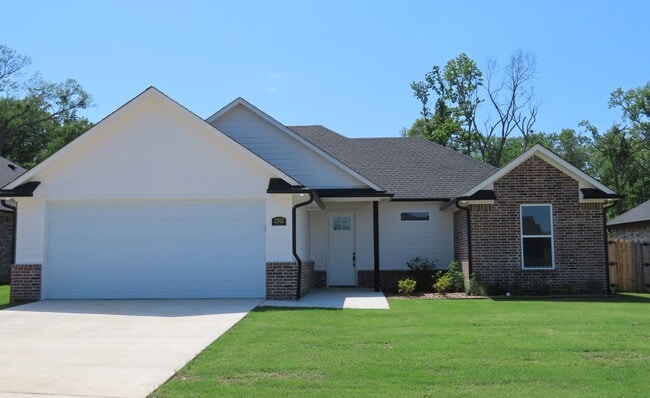 property at 2102 Gavin Dr
