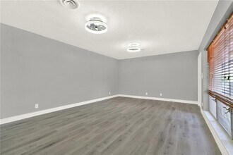 2864 NE 32nd St in Fort Lauderdale, FL - Building Photo - Building Photo