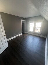 644 Thomas Ave W in St. Paul, MN - Building Photo - Building Photo