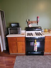 322 S 9th St in Escanaba, MI - Building Photo - Building Photo