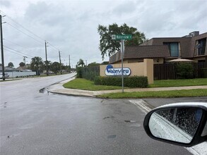 1802 Waterview Cir in Palm Springs, FL - Building Photo - Building Photo