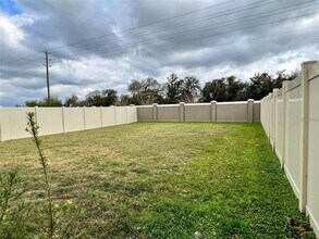 31730 Barrel Wave Way in Zephyrhills, FL - Building Photo - Building Photo