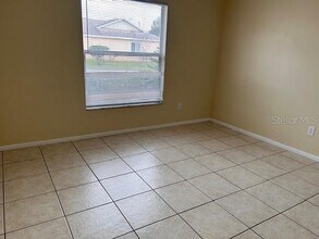 40 E Country Cove Way in Kissimmee, FL - Building Photo - Building Photo