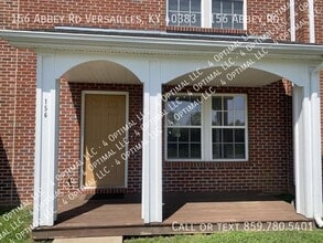 156 Abbey Rd in Versailles, KY - Building Photo - Building Photo