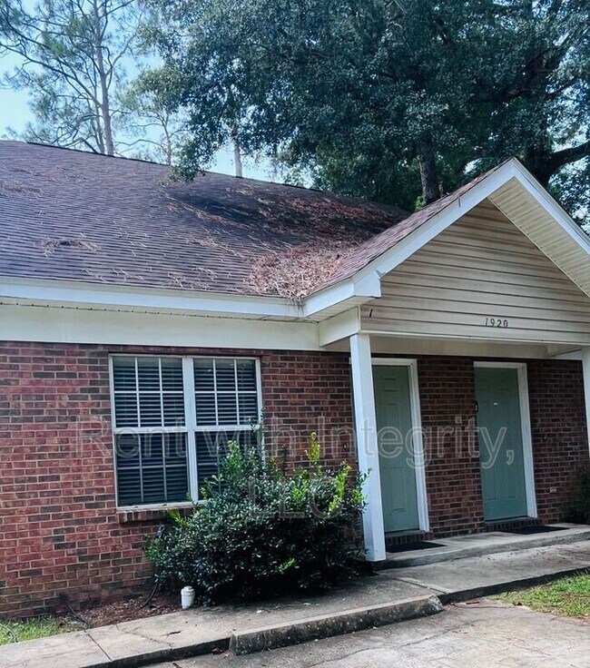 1920 Trimble Rd in Tallahassee, FL - Building Photo - Building Photo