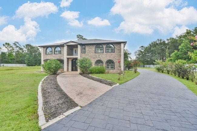 3810 Post Oak Ln in Montgomery, TX - Building Photo - Building Photo