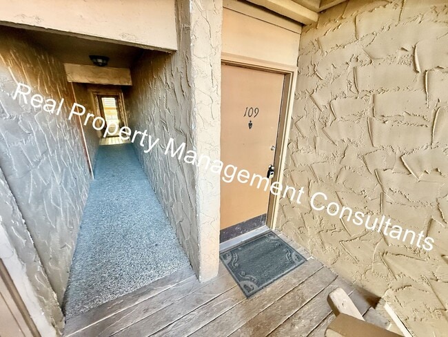 4727 Jarboe St in Kansas City, MO - Building Photo - Building Photo