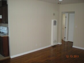 1842 22nd St, Unit 1 in Santa Monica, CA - Foto de edificio - Building Photo
