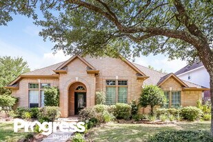 13207 Castle Combe Dr in Houston, TX - Building Photo