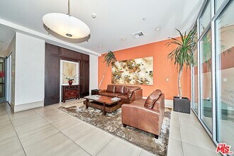 3223 W 6th St in Los Angeles, CA - Building Photo - Building Photo