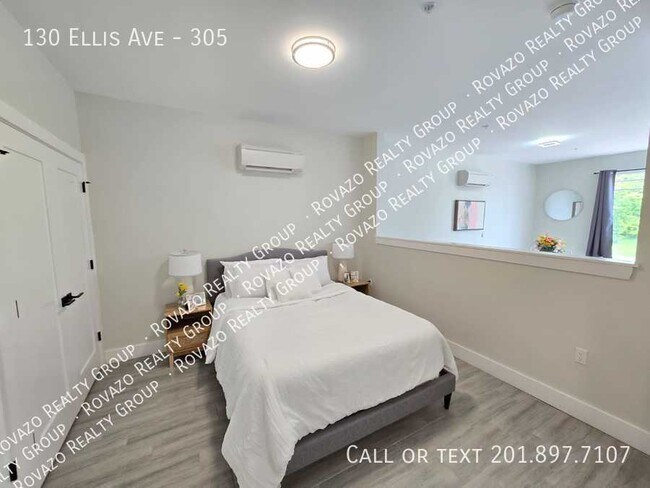 130 Ellis Ave, Unit 305 in Irvington, NJ - Building Photo - Building Photo