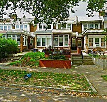 321 E Roosevelt Blvd, Unit 2 in Philadelphia, PA - Building Photo