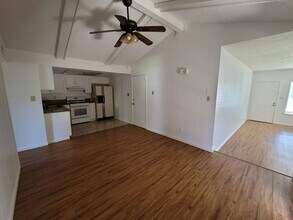 5415 Olympic Way-Unit -5415 in Sacramento, CA - Building Photo - Building Photo