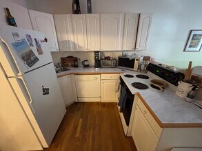16 Irving St, Unit 1 in Boston, MA - Building Photo - Building Photo