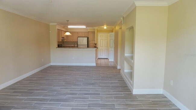 14001 Fairway Island Dr in Orlando, FL - Building Photo - Building Photo